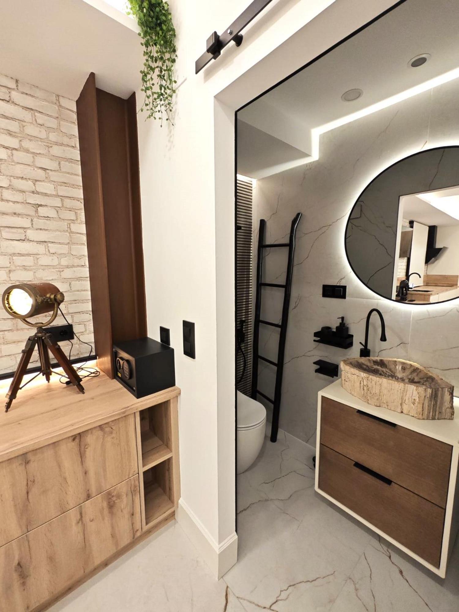 La Parada Del Rey - Luxury Suites Пласенсия Екстериор снимка